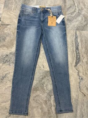 Democracy Skinny Ankle Length Jeans